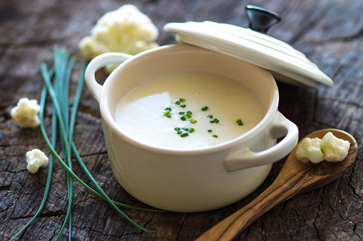 Creamy cauliflower soup